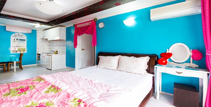room_image_1