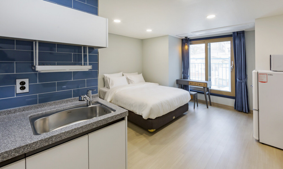 '[전남/여수] 여수낭만포차 5분거리 호텔컨디션 펜션_[디럭스 B]'의 숙소 대표 사진