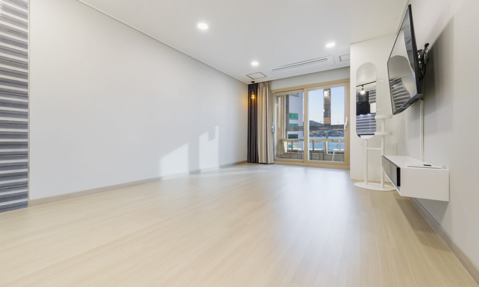 '[전남/여수] 여수낭만포차 5분거리 호텔컨디션 펜션_[오션뷰 온돌A]'의 숙소 대표 사진