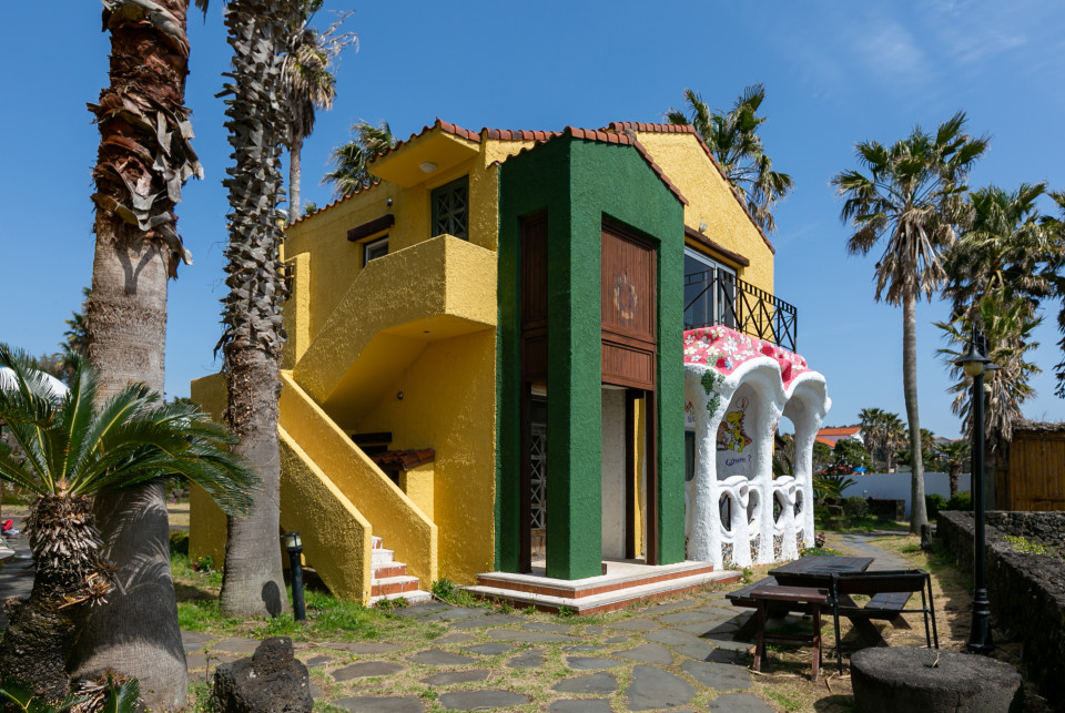 '[서귀포시] 에버씨사이드(13평) / 반려동물 동반 환영★, 무료조식◆ / 관리비, 보증금 X'의 숙소 대표 사진