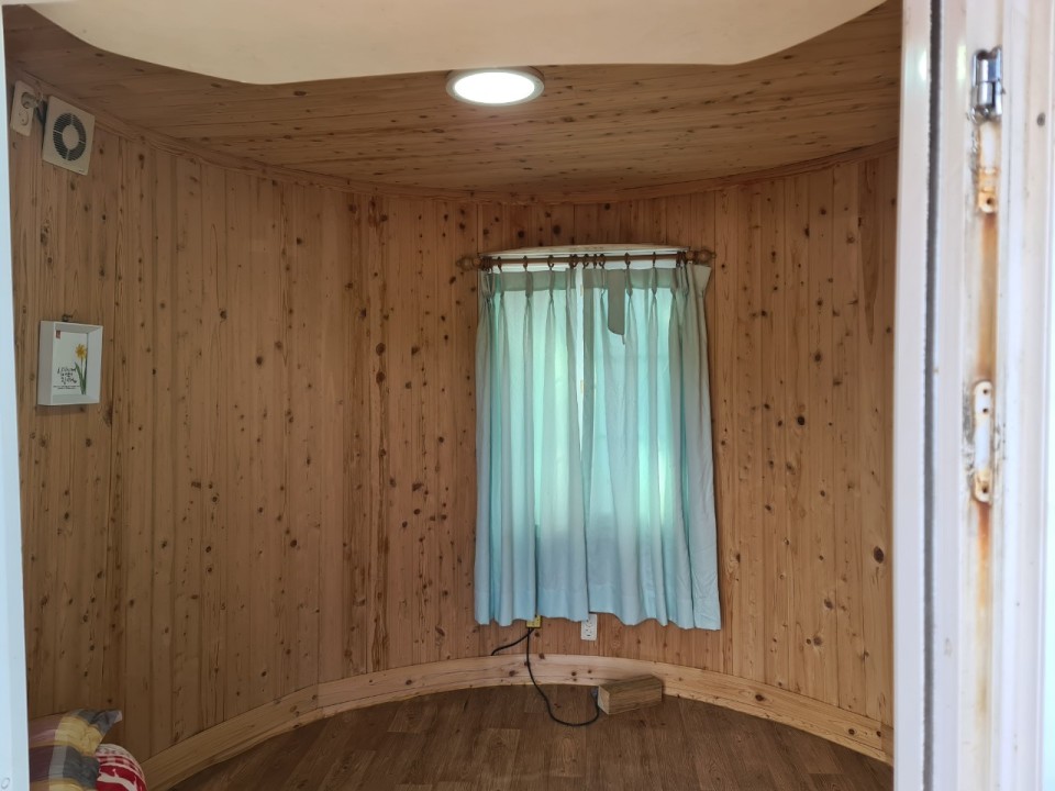room_image_2